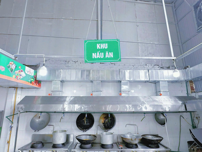 Hình ảnh công ty Yoli